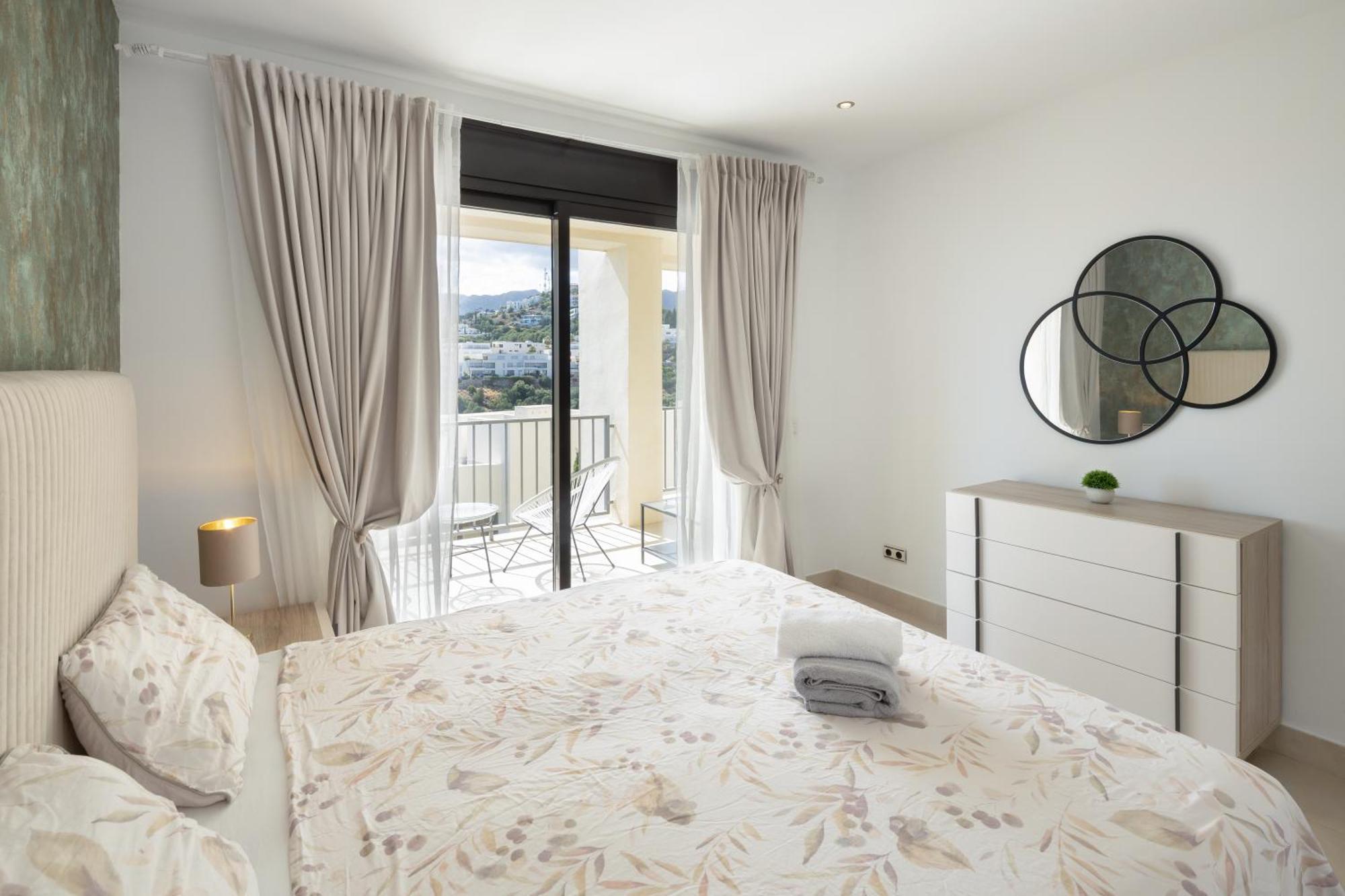 Spectacular Views - Luxury Apartment In Resort - Marbella Hills Ngoại thất bức ảnh